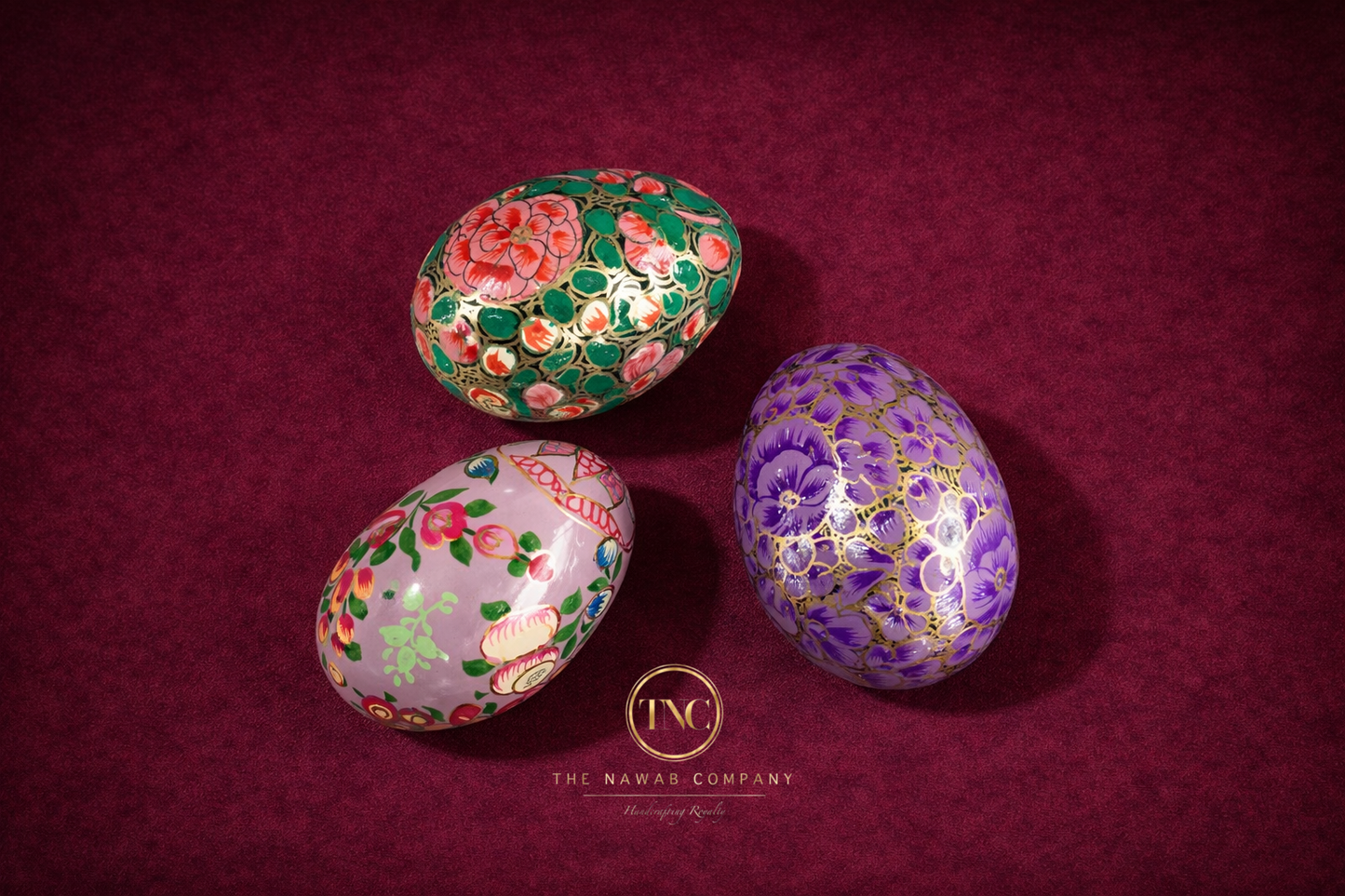 Intricate Handcrafted Paper Machie Décor Ball