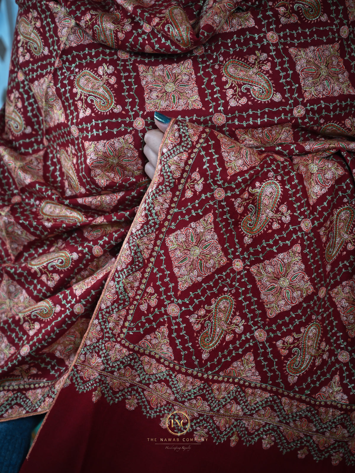 Women's Premium Pure Pashmina Full-Carved Shawl
